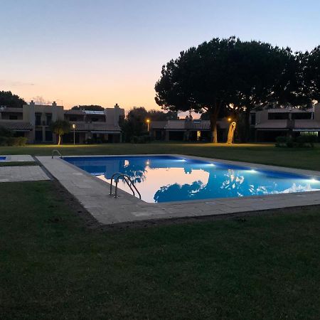 Casa De Ferias Com Piscina - Condominio Vilamouratenis Экстерьер фото