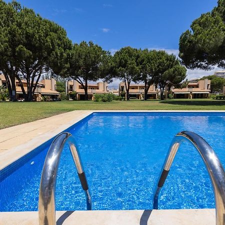 Casa De Ferias Com Piscina - Condominio Vilamouratenis Экстерьер фото